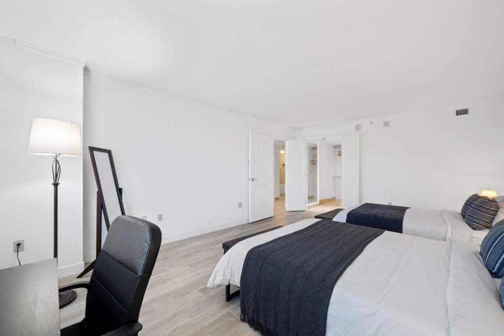 Astonishing Ocean Front Condo Cozysuites At Showboat Atlantic City Exteriör bild