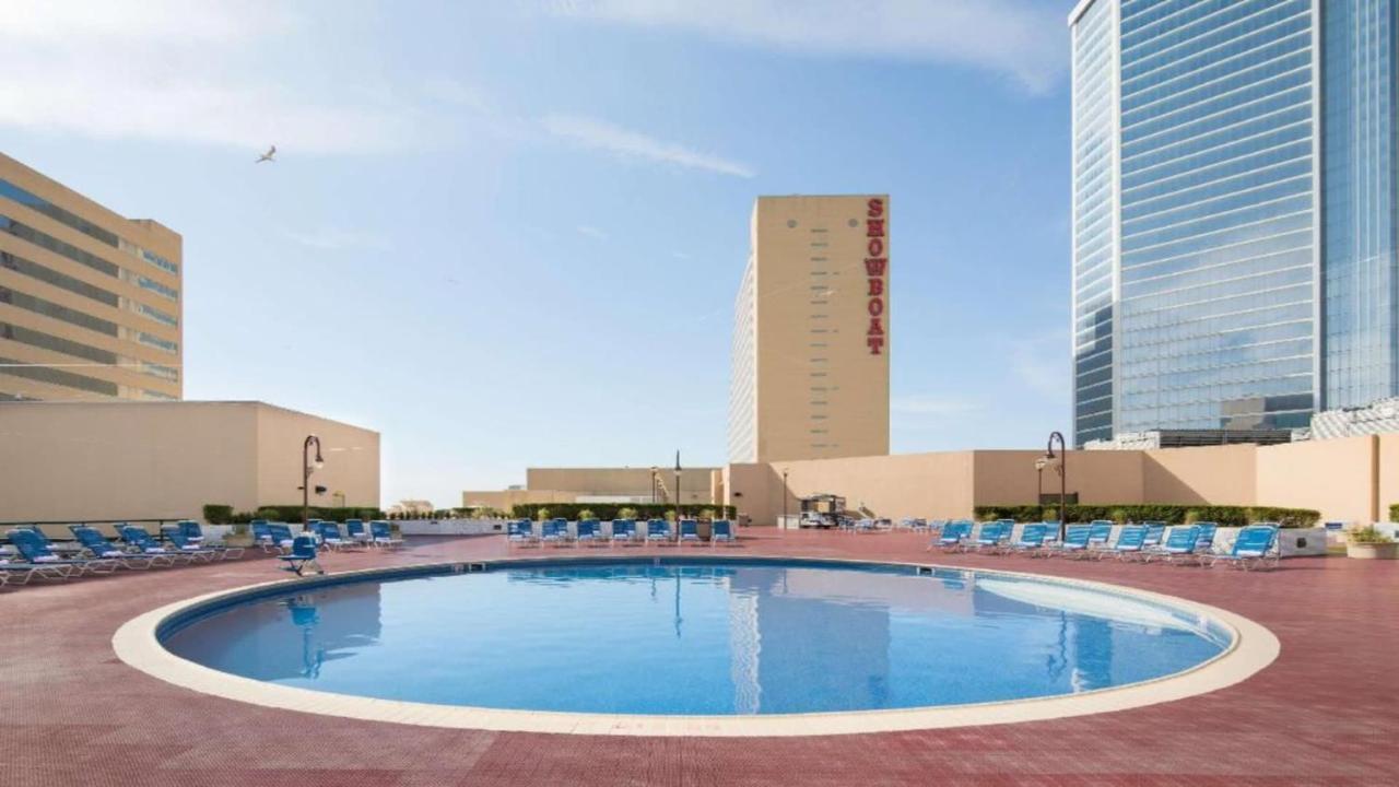 Astonishing Ocean Front Condo Cozysuites At Showboat Atlantic City Exteriör bild